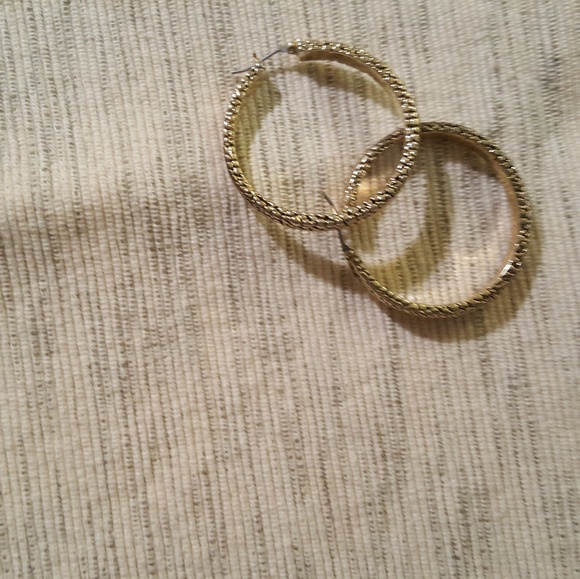 Pebbled Gold Colored hoops with Safety Closure - Picture 2 of 7